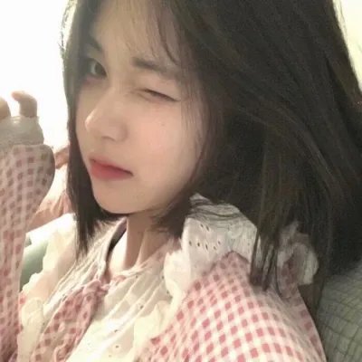 明眸